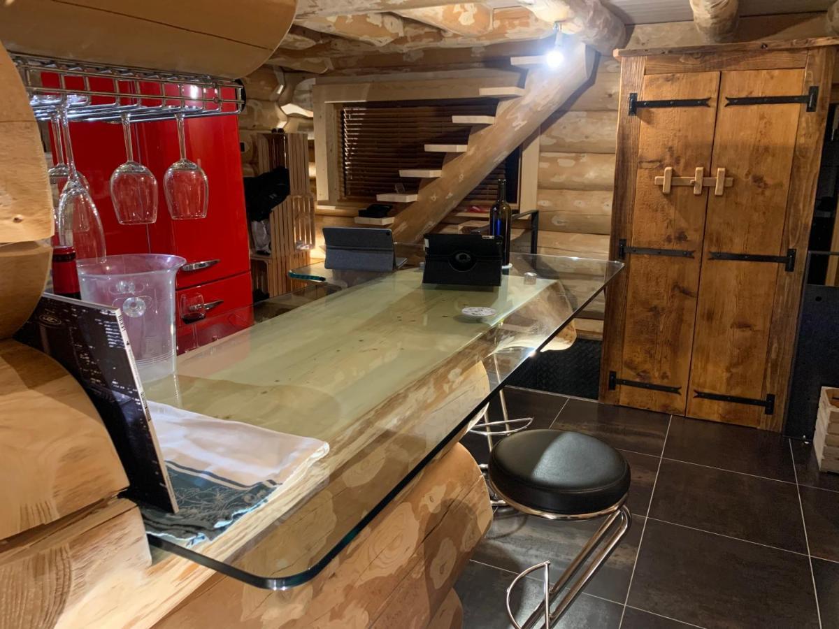 Chalet Anzac Chalet 5 Etoiles en Rondins Tout Neuf Unique dans les Aravis Les Villards-sur-Thônes Extérieur photo