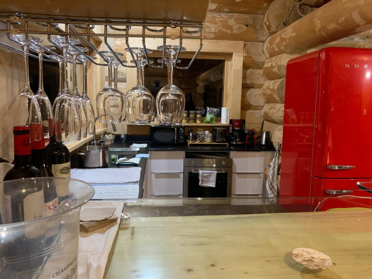 Chalet Anzac Chalet 5 Etoiles en Rondins Tout Neuf Unique dans les Aravis Les Villards-sur-Thônes Extérieur photo