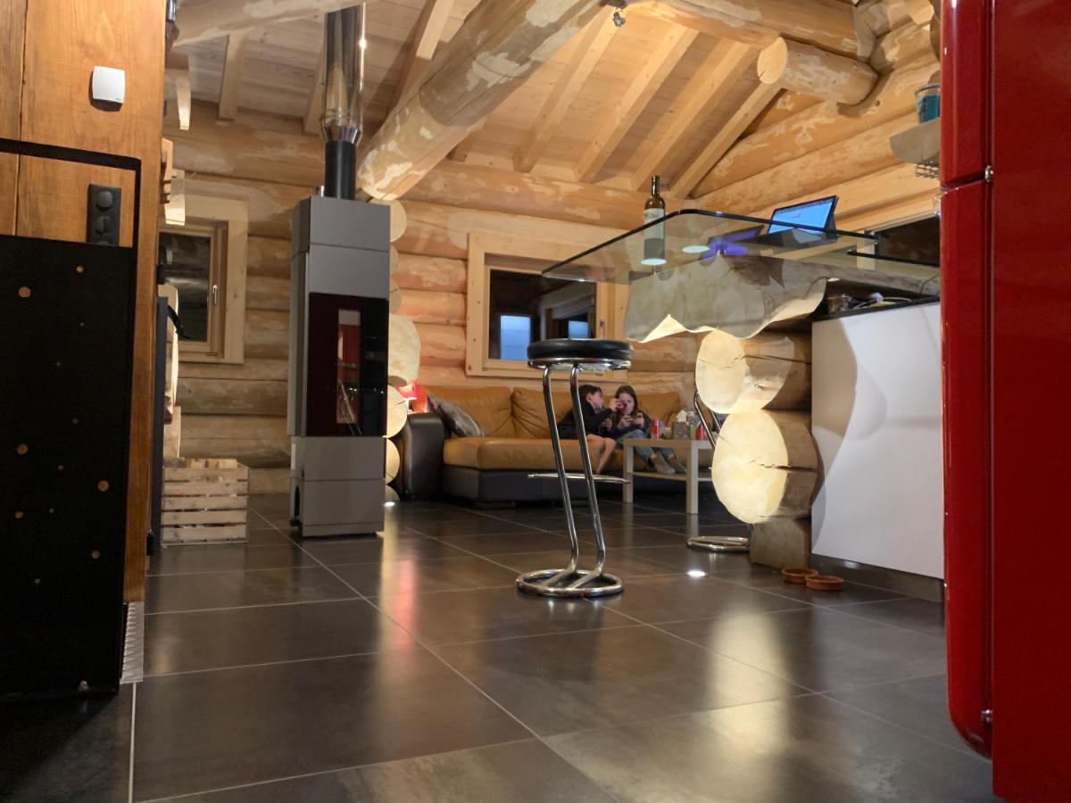 Chalet Anzac Chalet 5 Etoiles en Rondins Tout Neuf Unique dans les Aravis Les Villards-sur-Thônes Extérieur photo