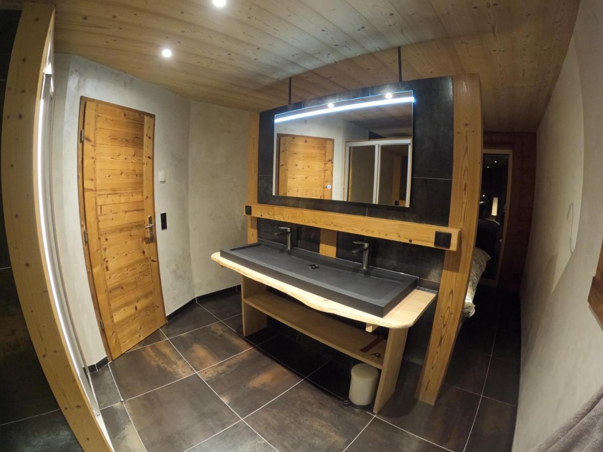 Chalet Anzac Chalet 5 Etoiles en Rondins Tout Neuf Unique dans les Aravis Les Villards-sur-Thônes Extérieur photo