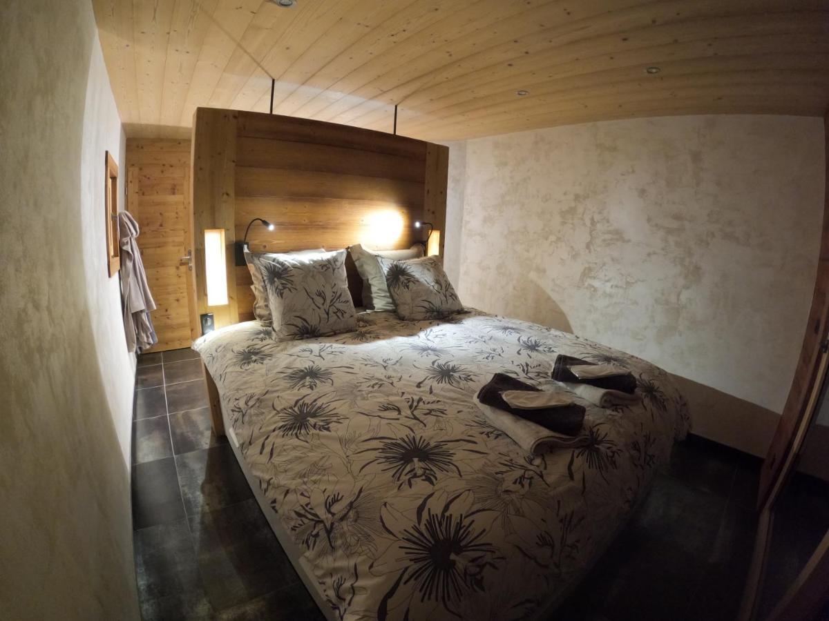 Chalet Anzac Chalet 5 Etoiles en Rondins Tout Neuf Unique dans les Aravis Les Villards-sur-Thônes Extérieur photo